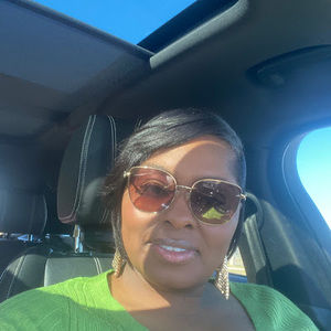 Meet your Posher, Tonya